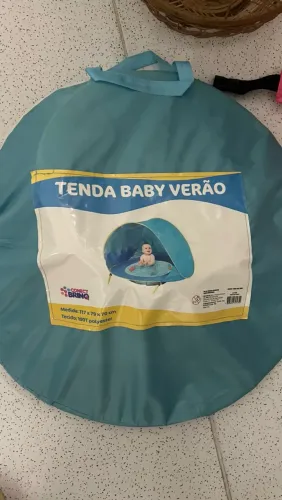 Tenda de bebê com piscina