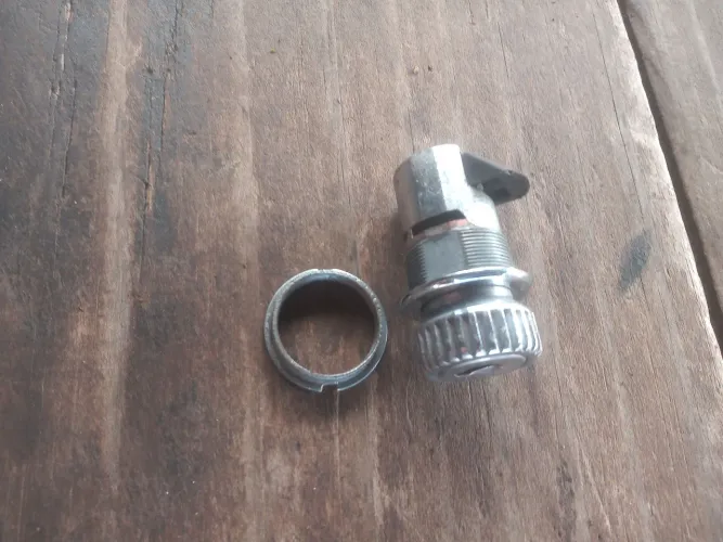 Botão porta luvas opala caravan Chevette