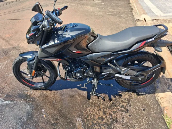 Bajaj Pulsar N150 Semi nova sem detalhes.