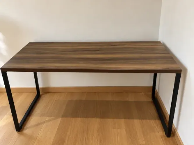 Mesa para Escritório ou Home Office - 150x60 cm