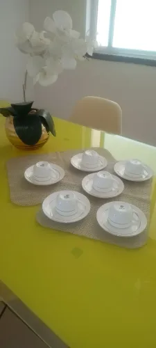 Xícaras em porcelana