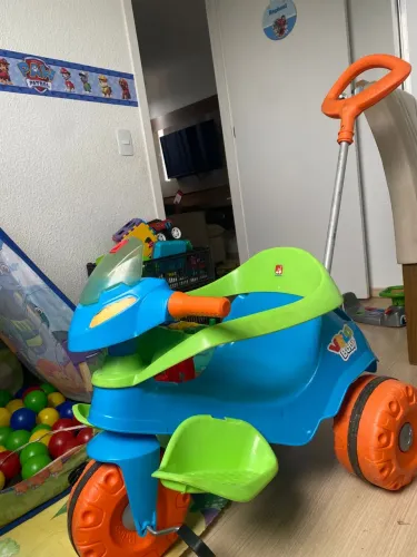Velotrol Bandeirantes velo baby com haste para empurrar 