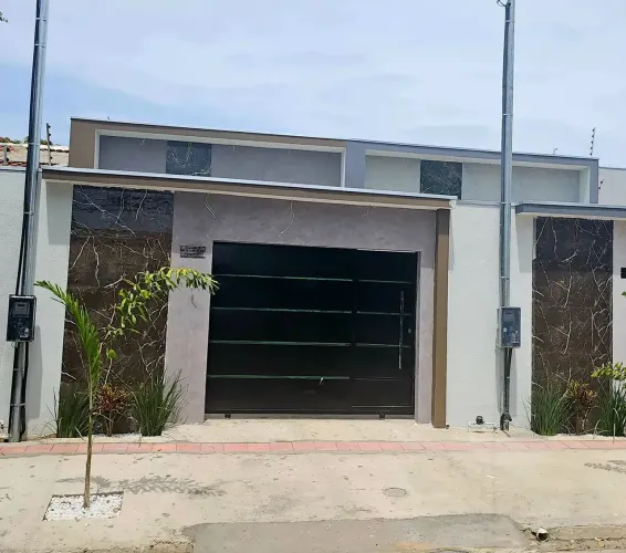 Casa 3 Quartos sendo 1 Suíte a Venda Bairro Altos do Coxipó - Cuiabá - MT