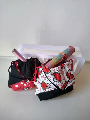 Saquinho organizador de bolsa