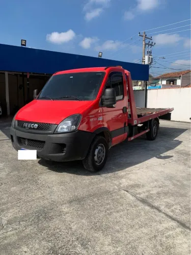 Iveco 35s14 guincho plataforma 2018