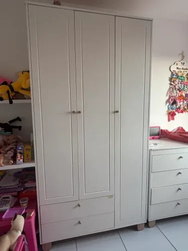 Vendo guarda-roupa Matic Zupy Natural