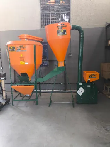 Fábrica de ração completa 500kg hora com motores