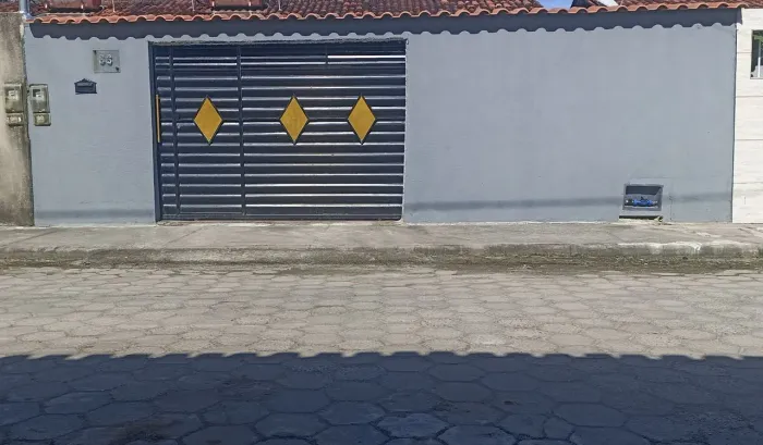 Casa a venda em Mucuri (Bahia).