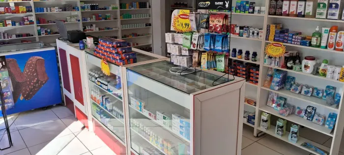 Farmácia a venda
