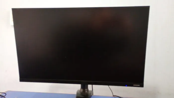 Monitor Samsung T35 24 polegadas Full HD 75 hz ips