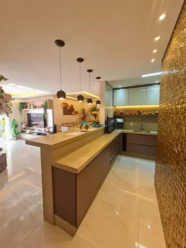 Apartamento de Alto Padrão - 113 m²com 4 dorms. e 2 vagas na Rua Messina no Condomínio Lib