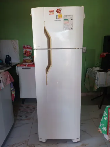 Geladeira electrolux
