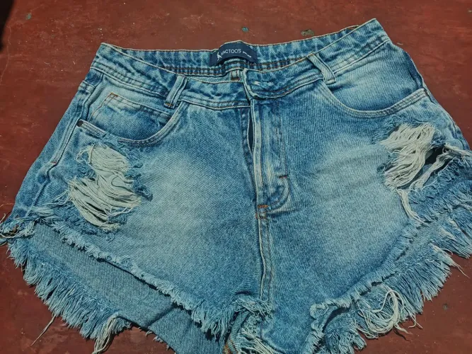 Roupas seminovas