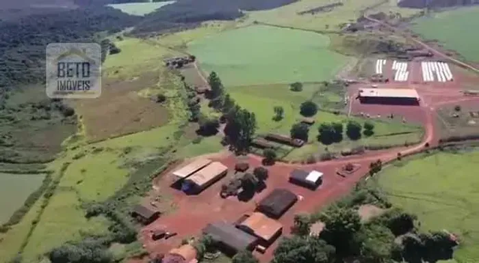 Fazenda/Sítio/Chácara para venda possui metros quadrados