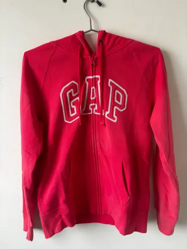 Moletom GAP com logo, zíper e touca pink