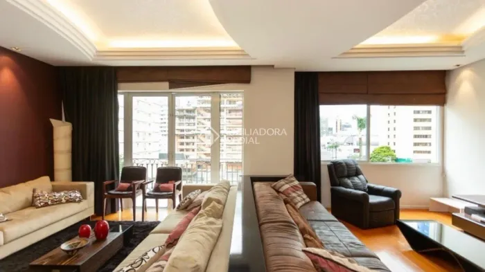 Apartamento Clássico no Batel com 227,18M2!!!!