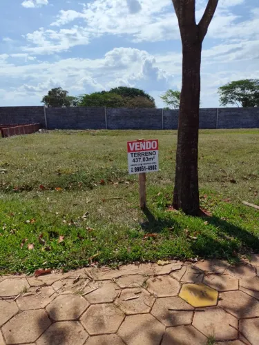 Terreno em condomínio fechado