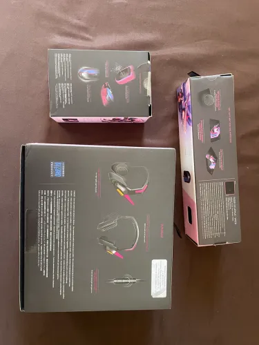 Caixas vazias kit Razer D.va Headset, mouse e mousepad