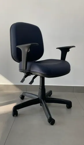 Cadeira Diretor Plaxmetal Operativa Plus Back System NR17