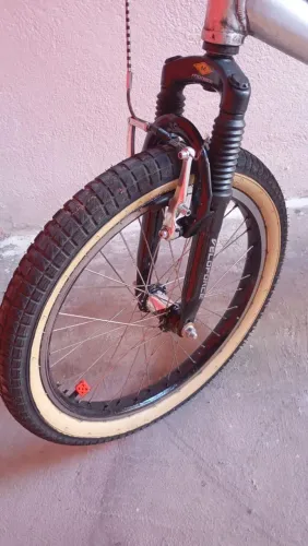 Vendo bicicleta Mônaco 
