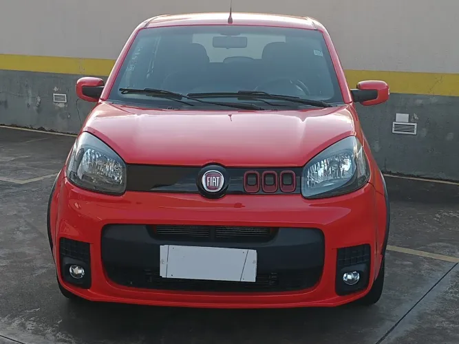 Fiat Uno Sporting Dualogic 1.4 EVO Flex 8V 4P 2015