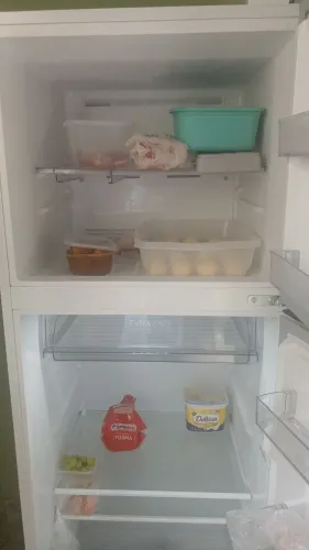 Geladeira com 3 meses de uso nova