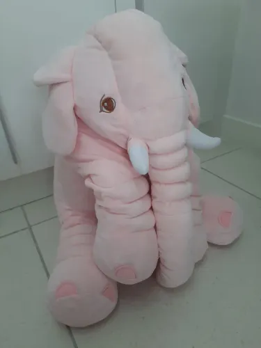 Elefante pelúcia grande