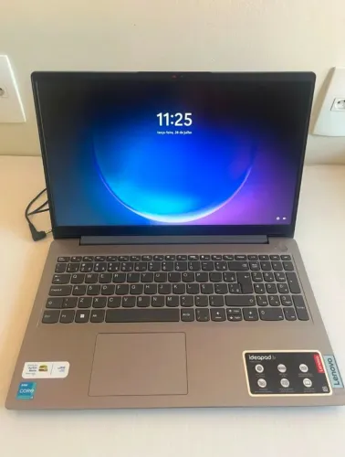 Notebook Lenovo IdeaPad 3i - Excelente estado