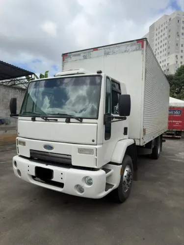 Ford cargo 1317 2009