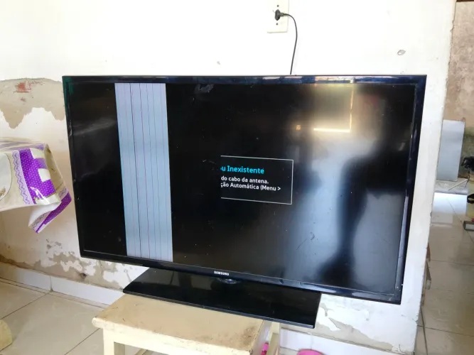 TV Samsung UN39EH5003GXZD (Com Defeito)