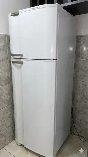 Geladeira Eletrolux 500 litros