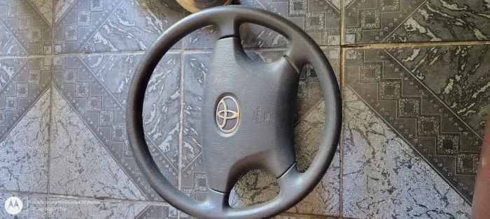 Volante Corolla 