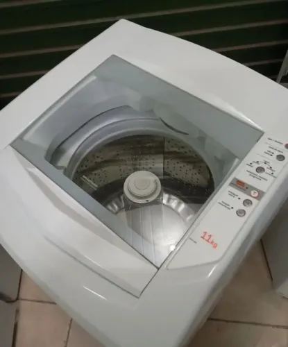Máquina de lavar 11 kg Brastemp funcionando perfeitamente