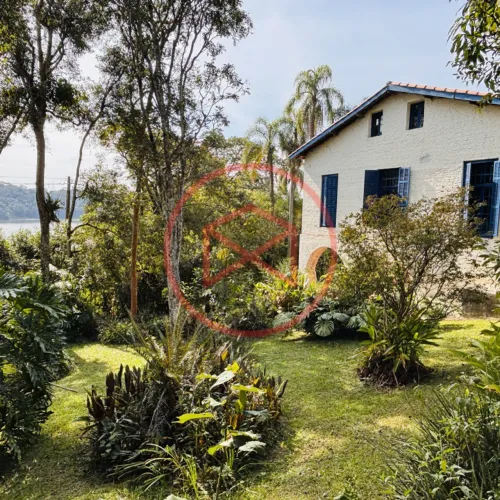 Chácara em Condomínio com acesso a Represa de Ibiúna
