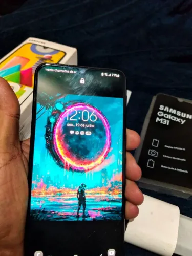 Samsung M31 completo 128GB faço entrega Goiânia..