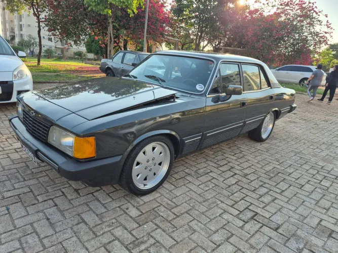 Chevrolet Opala Diplomata/diplom. SLE 4.1/2.5 1990