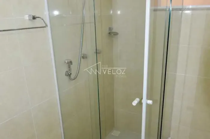 Apartamento : / Residencial / Centro