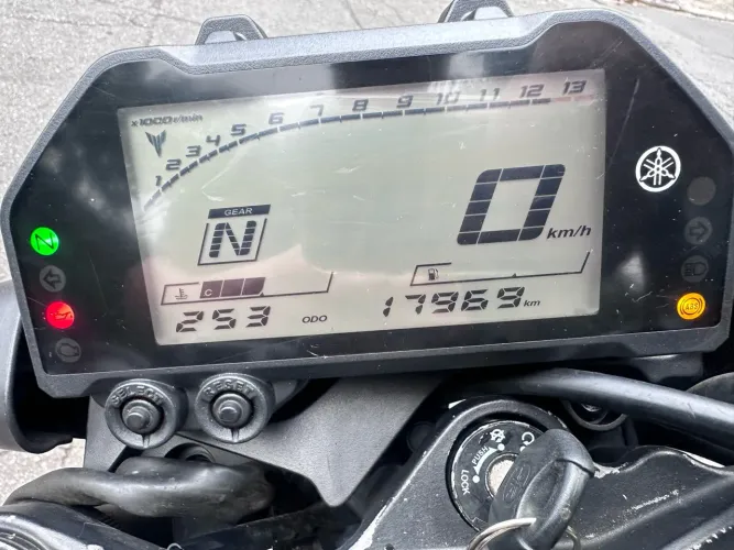 MT 03 2022 preto