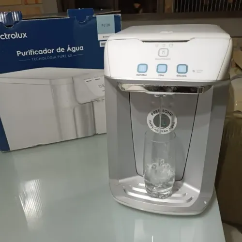 Purificador de Água Electrolux com filtro