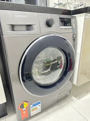 Lava e Seca Samsung EcoBubble (com Motor Digital Inverter) na cor inox/Inox Look.
