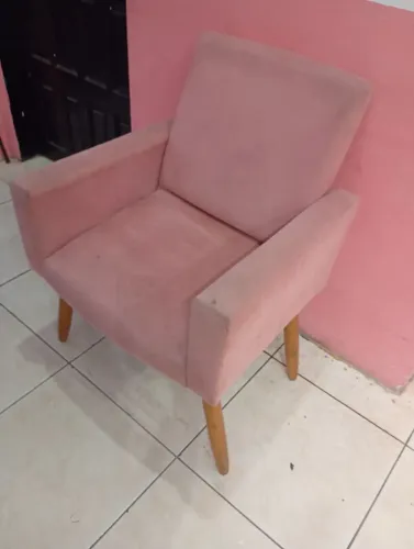 Poltrona rosa claro 