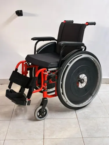 Cadeira de rodas Otobras Akitiva Dobravel