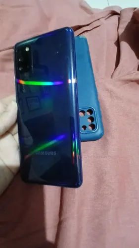 Samsung A31