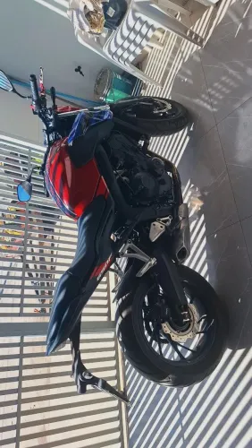 CB 650F 2018 km16mil completa. freio ABS valor 42.900. vendo ou troco. por carro