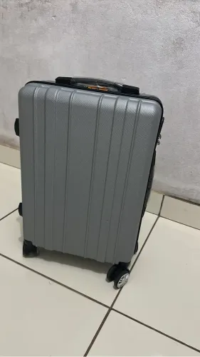 Mala de viagem pequena 10 kg prata 55x35x20 cm