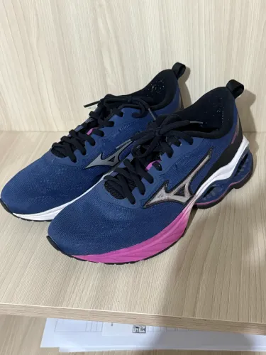 Vendo tênis corrida Mizuno