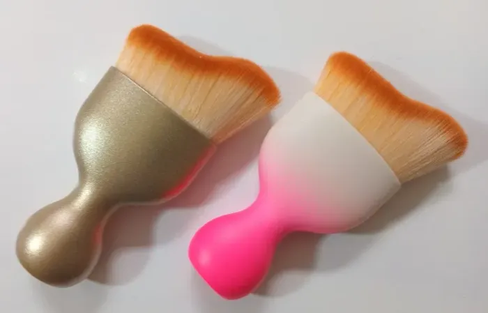 2 Pinceis multifuncional Maquiagem curva S cabo taça degradê pink e dourado