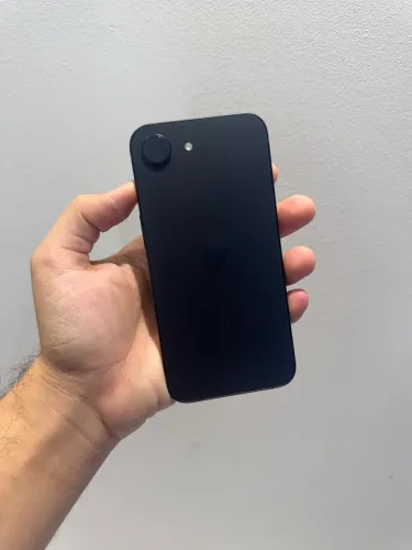 iPhone 16e 128GB | Bat 100%