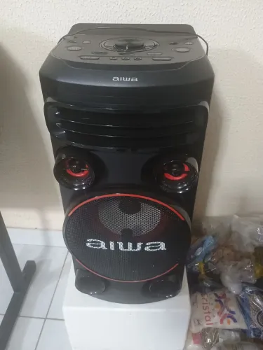 Caixa de som Aiwa 1600W de potência. 