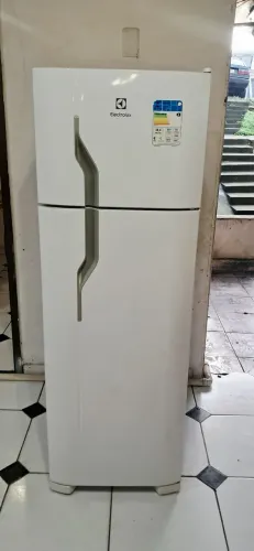 GELADEIRA ELECTROLUX DUPLEX DC35A